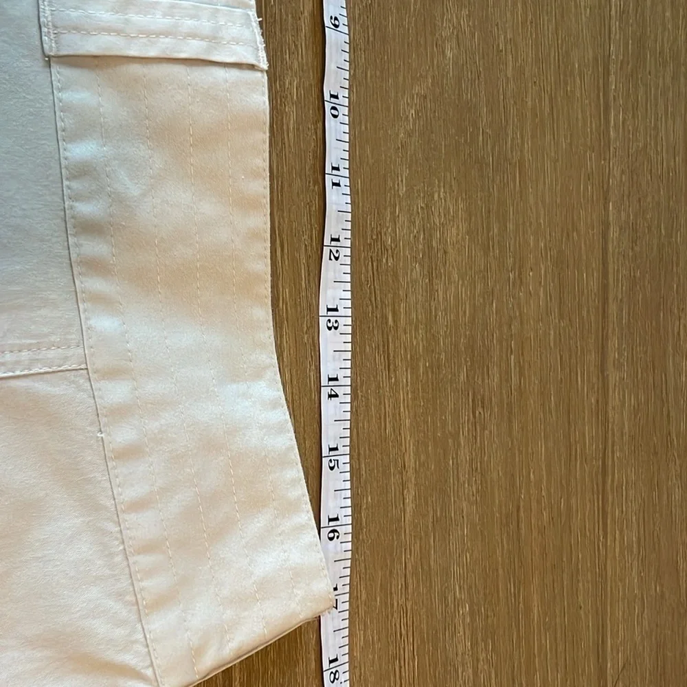 Bass size 12 mostly cotton  khaki skirt